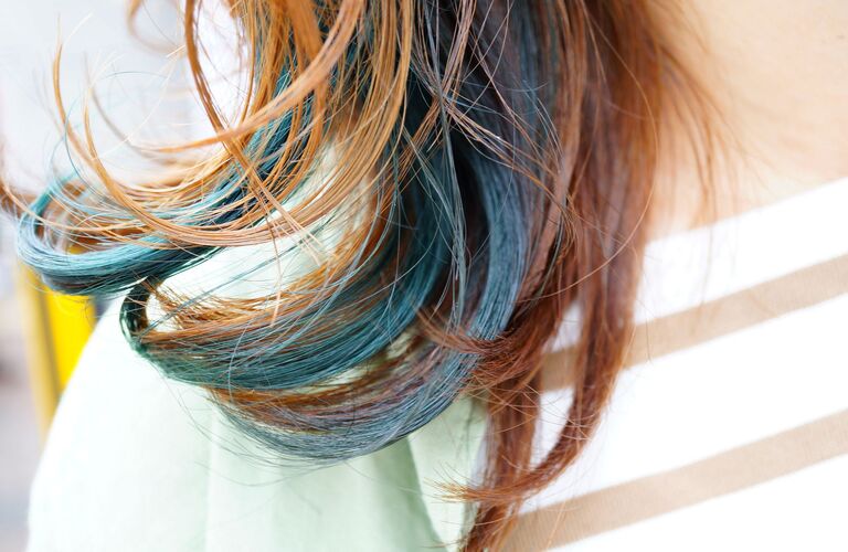 インナーカラーの施術 | 兵庫県小野市の美容室ならLuana Hair&eyelashsalon